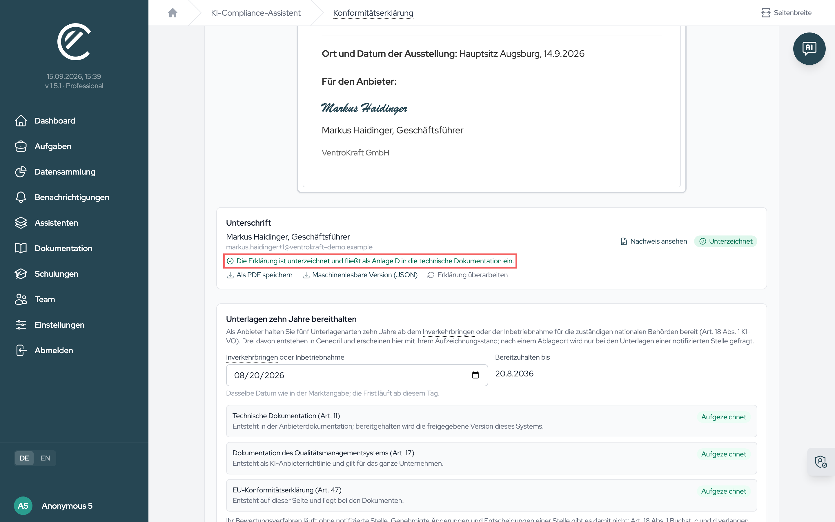 Nach der Unterschrift: der Block „Unterschrift“ mit „Nachweis ansehen“, „Als PDF speichern“ und „Maschinenlesbare Version (JSON)“; das Abzeichen „Erklärung unterzeichnet“ steht im Kartenkopf, der Block „Marktzugang“ folgt darunter.