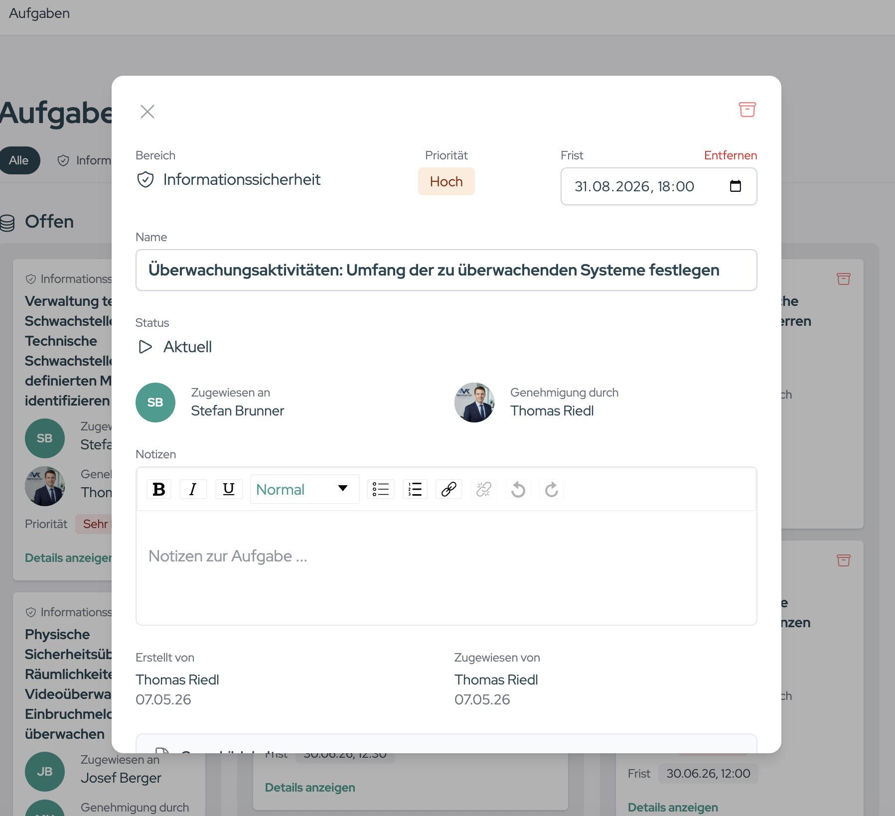 The detail panel with area, priority, deadline, status, assignment, notes and status change history.