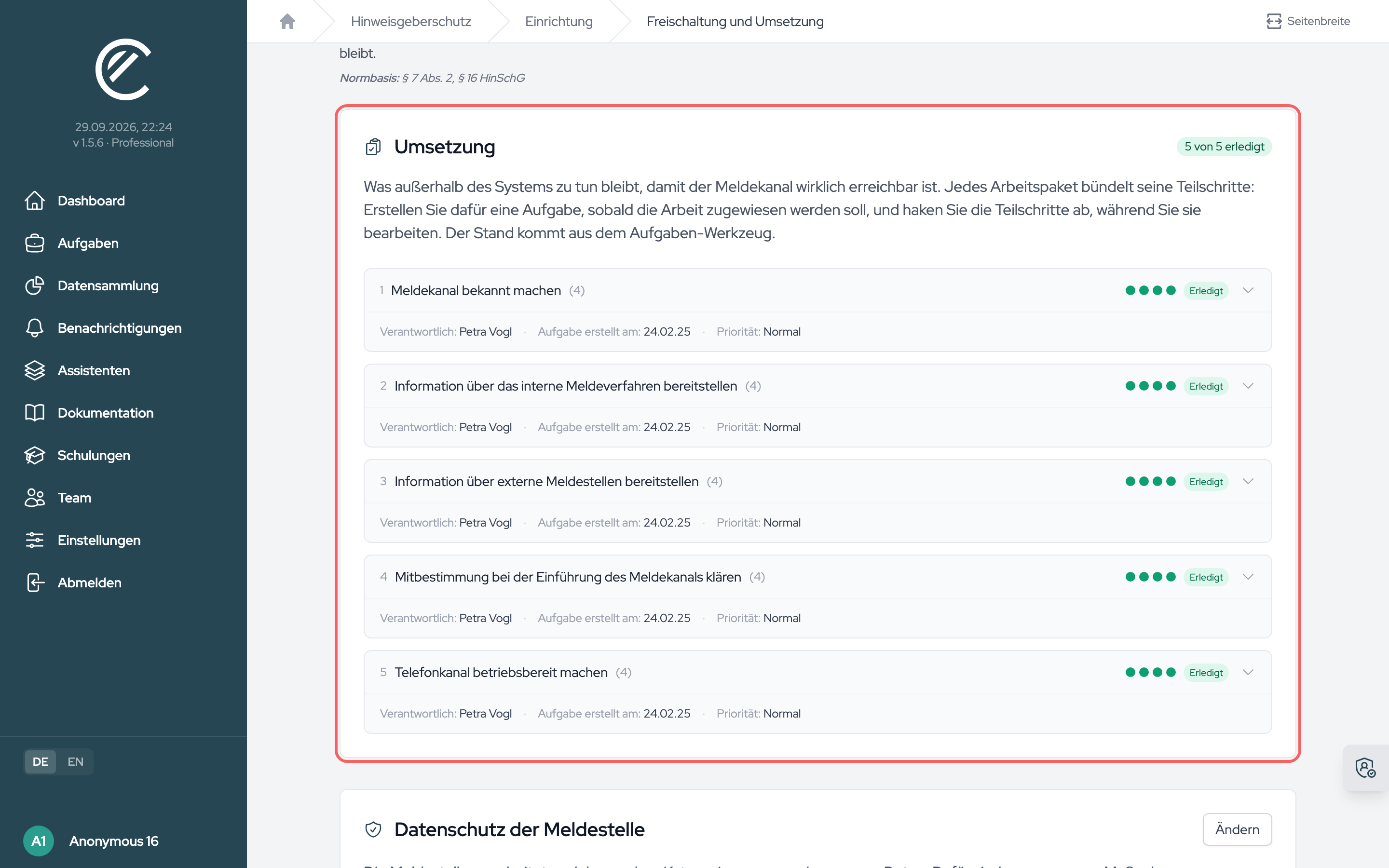 Die Arbeitspakete der Umsetzung mit Punktreihe und Stand; jedes Paket trägt seine Aufgabe mit verantwortlicher Person, Datum und Priorität.